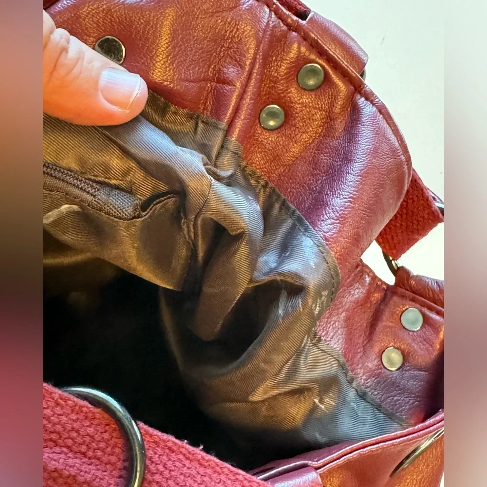Nice Maroon Burgundy Backpack / Shoulder Bag Hobo Women’s Purse MINTY